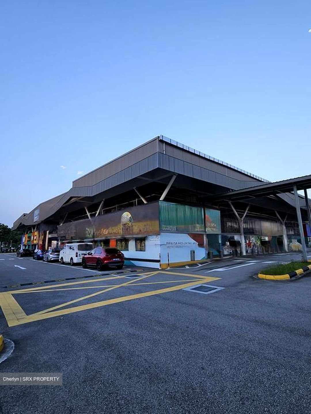 Singapore Expo (D16), Retail #451193211